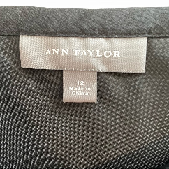 Ann Taylor Black Knee Length Embroidered Boho Skirt Size 12 - Picture 4 of 6